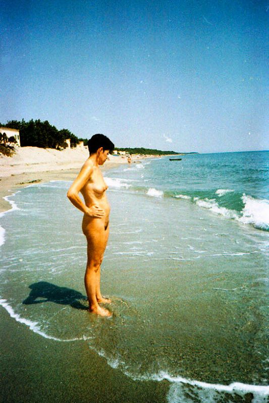nue sur la plage